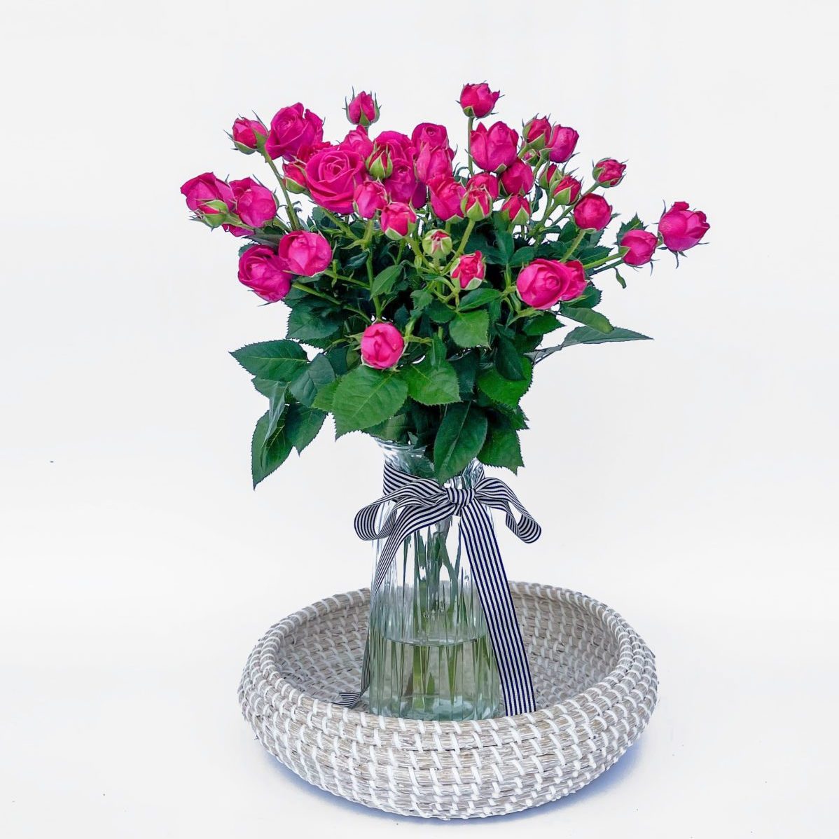 FLOWERS SPRAY ROSES FLOWERS SPRAY ROSES