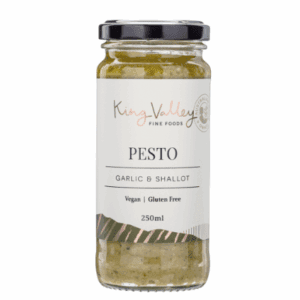 Glass jar of vegan, gluten-free garlic shallot pesto, 250ml, King Valley Fine Foods.