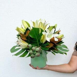 LILY VASE