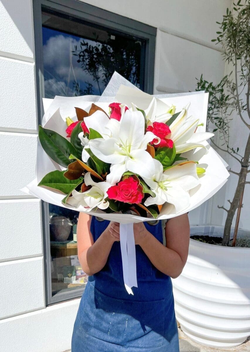 Lilies & roses Paris bouquet