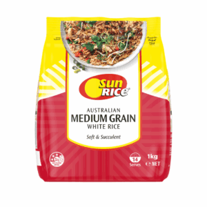 SunRice Medium Grain Calrose Rice 1kg, gluten-free, ideal for Middle Eastern and Spanish dishes.