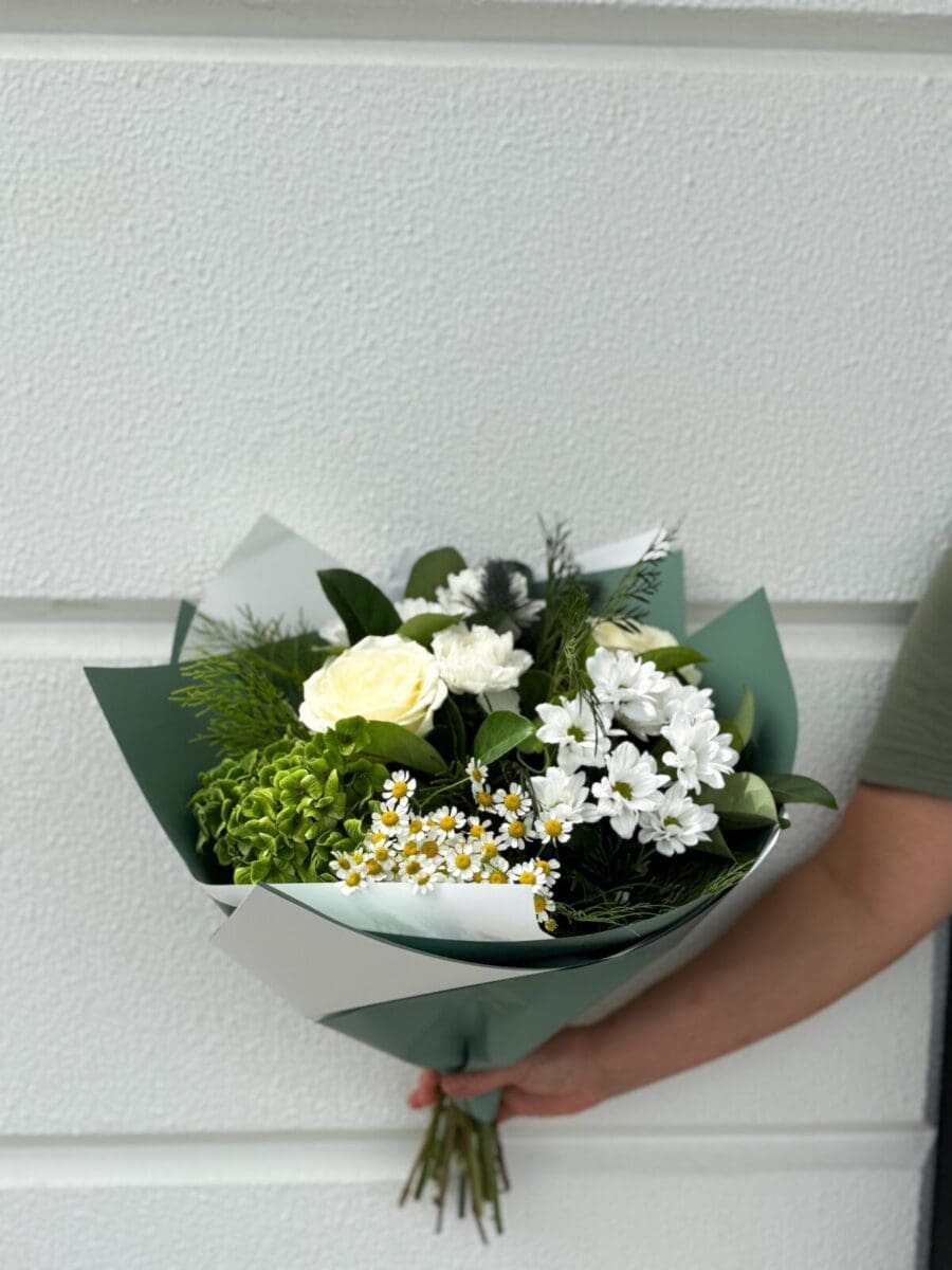White Seasonal Bouquet